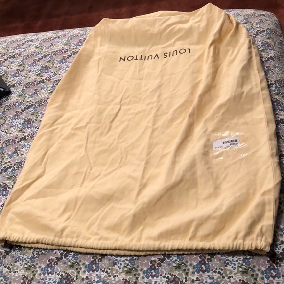 Neo Eole 65 Monogram Louis Vuitton Dust bag - Picture 4 of 5